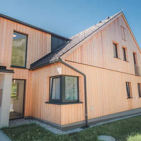 Alpenglueck Apartmán *